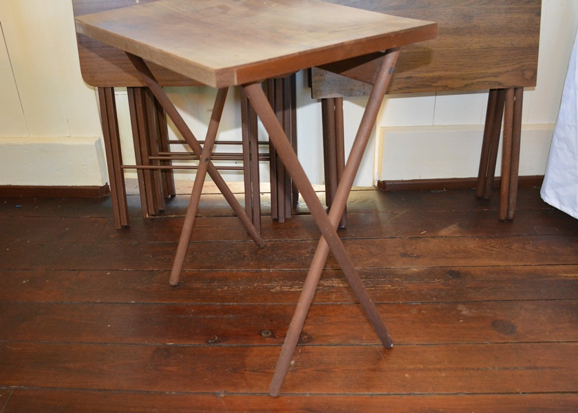 Wood Veneer Folding Tray Tables EBTH